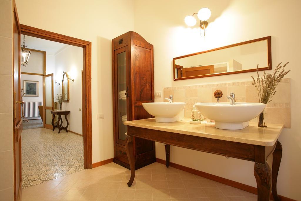 Villa Poliziana San Benedetto Montepulciano Stazione Habitación foto